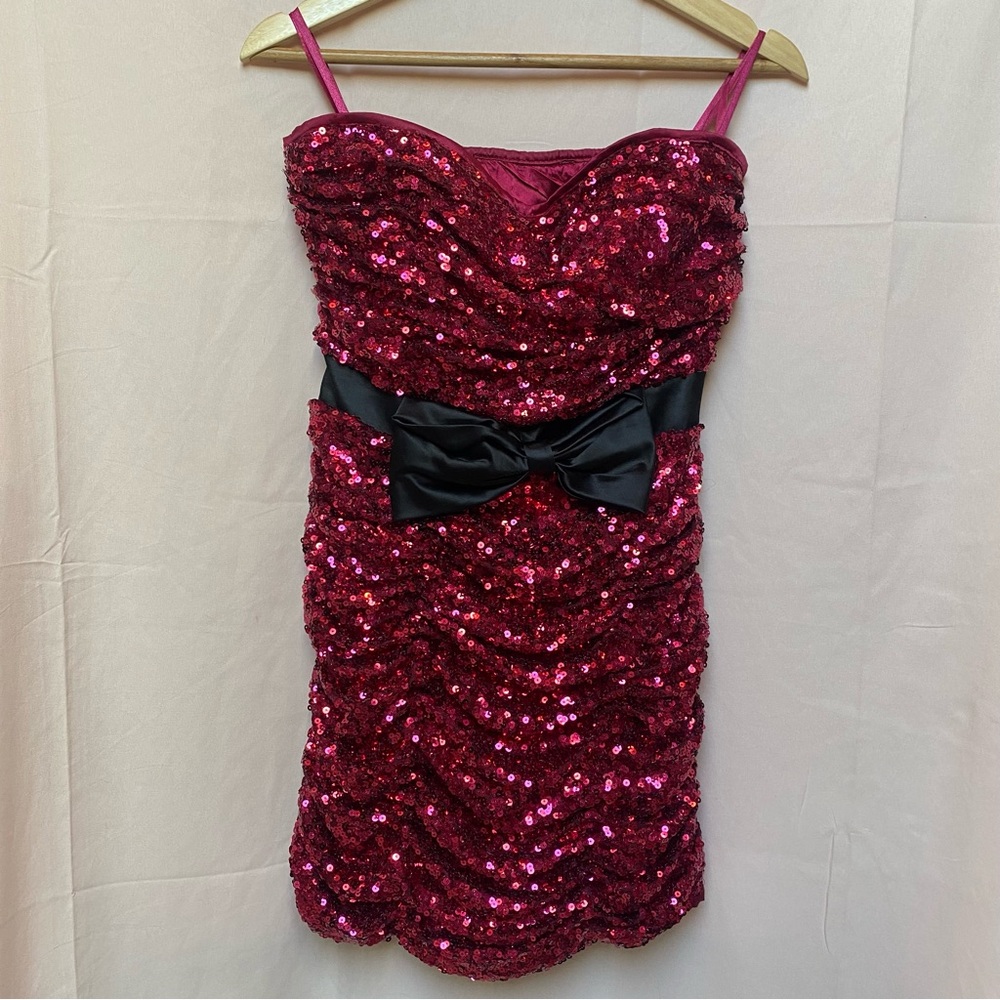 Rare UK Red Strapless Sequin Mini Dress Size 10 / US 6 ASOS Black Satin Bow HOCO